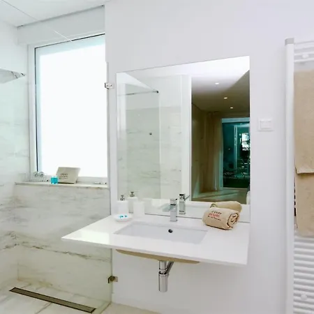 Vila Ayla Cd237 (adults Only) *